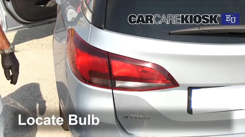 2018 Opel Astra CDTI 1.6L 4 Cyl. Turbo Diesel Luces Luz de giro trasera (reemplazar foco)